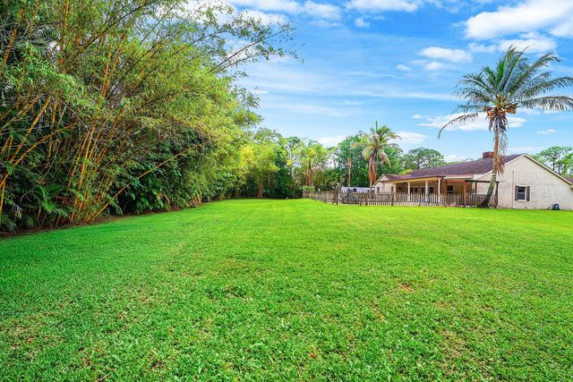 12325 89th Place N, West Palm Beach, FL 33412