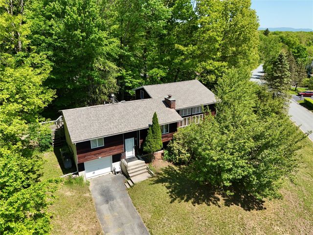 44 Karen Joy Drive, Middletown, NY 10940