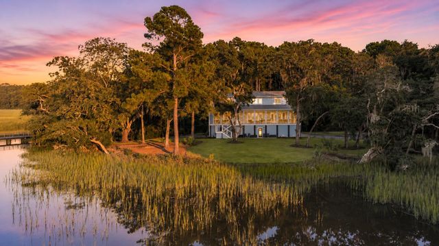 1358 Polly Point Road, Wadmalaw Island, SC 29487
