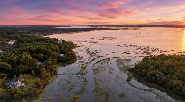 1358 Polly Point Road, Wadmalaw Island, SC 29487