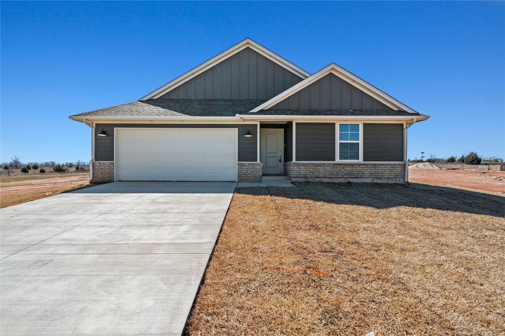 1935 Olive Avenue, Tuttle, OK 73089