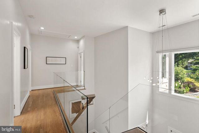 3100 N MONROE ST, Arlington, VA 22207