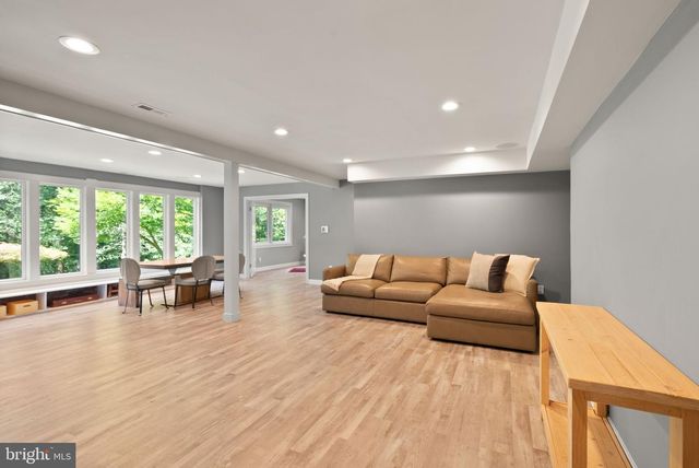 3100 N MONROE ST, Arlington, VA 22207