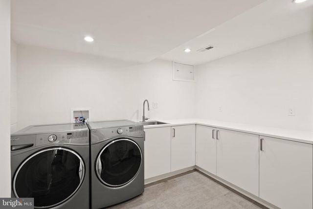 3100 N MONROE ST, Arlington, VA 22207