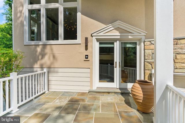 3100 N MONROE ST, Arlington, VA 22207