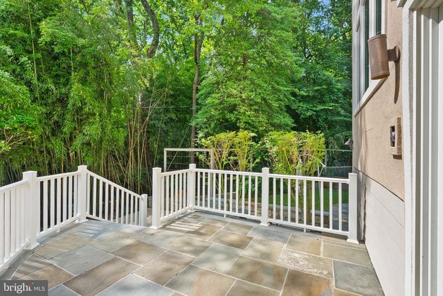 3100 N MONROE ST, Arlington, VA 22207