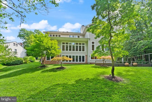 3100 N MONROE ST, Arlington, VA 22207