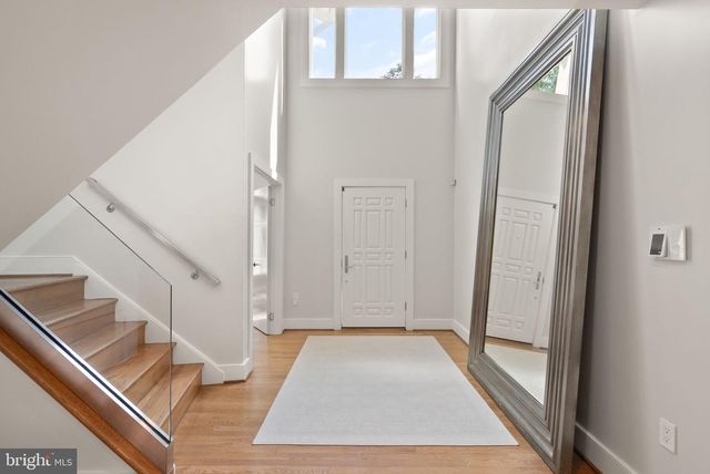 3100 N MONROE ST, Arlington, VA 22207