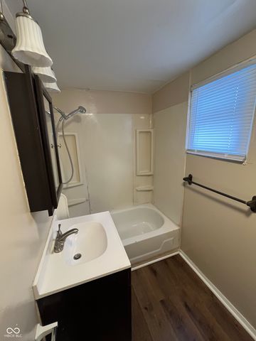 409 N Centennial Street, Indianapolis, IN 46222