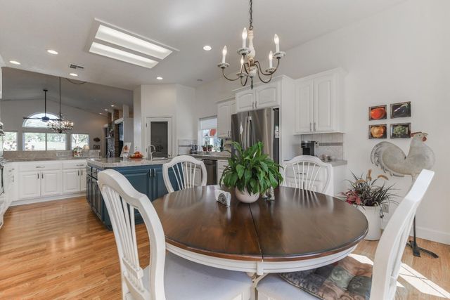 306 California, Sutter Creek, CA 95685