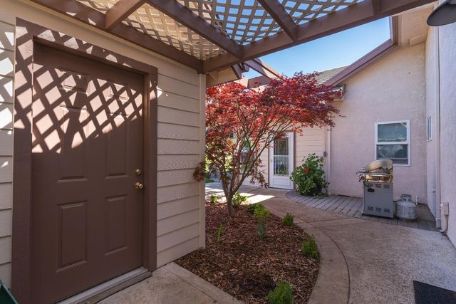 306 California, Sutter Creek, CA 95685