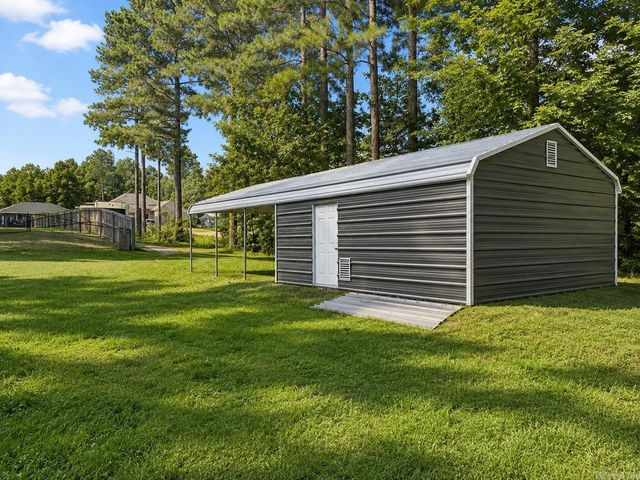 249 Reuben Dr, Alexander, AR 72002