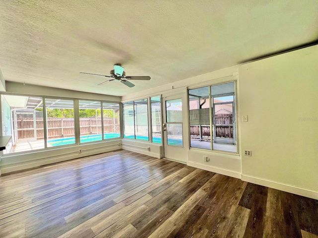 105 N BAY HILLS BOULEVARD, Safety Harbor, FL 34695