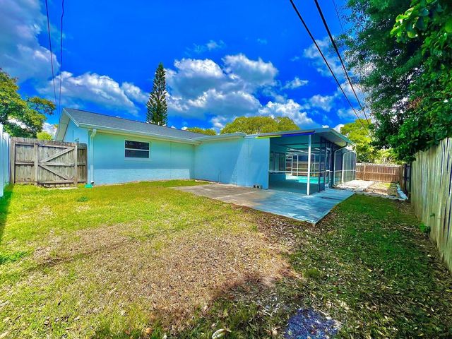 105 N BAY HILLS BOULEVARD, Safety Harbor, FL 34695