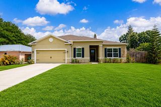 956 Claire Avenue, Sebastian, FL 32958