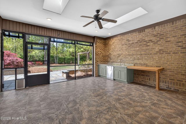 6201 Motts Village Road, Wilmington, NC 28412