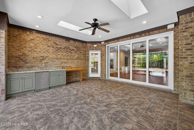 6201 Motts Village Road, Wilmington, NC 28412