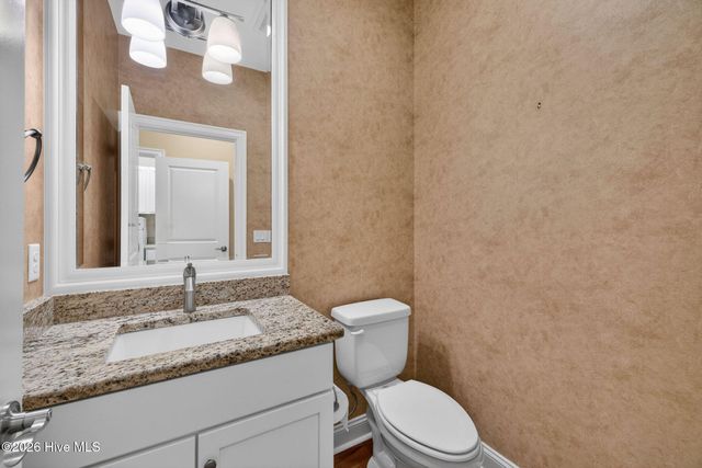 6201 Motts Village Road, Wilmington, NC 28412