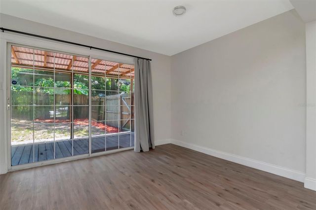 2101 E HOWELL STREET, Tampa, FL 33610