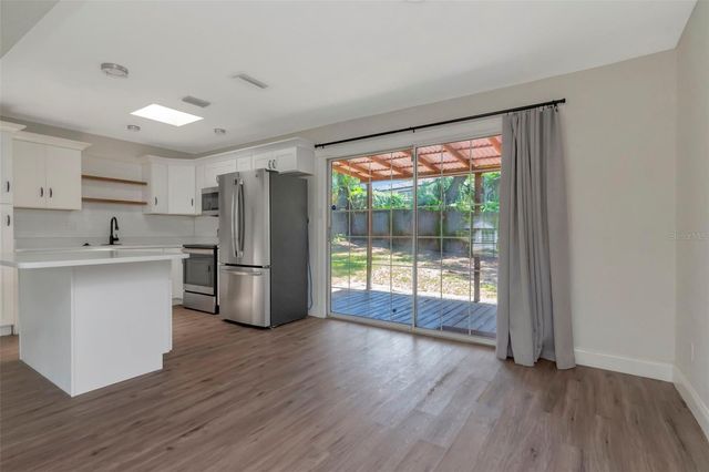 2101 E HOWELL STREET, Tampa, FL 33610