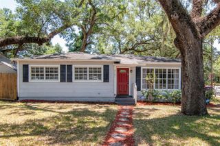 2101 E HOWELL STREET, Tampa, FL 33610