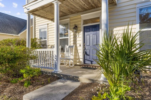 122 Scrapbook Lane, Summerville, SC 29483