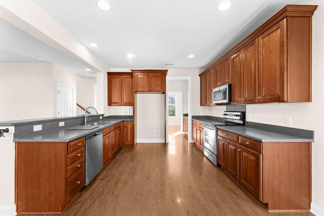 122 Scrapbook Lane, Summerville, SC 29483