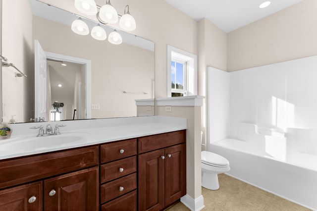 122 Scrapbook Lane, Summerville, SC 29483