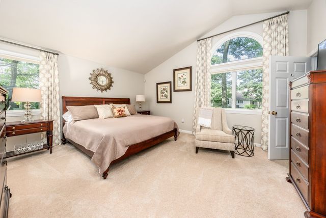 12 Pga Ln 423, Mashpee, MA 02649