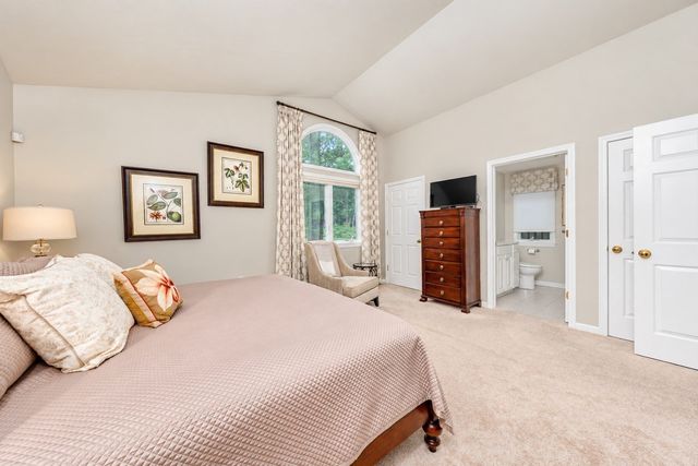 12 Pga Ln 423, Mashpee, MA 02649