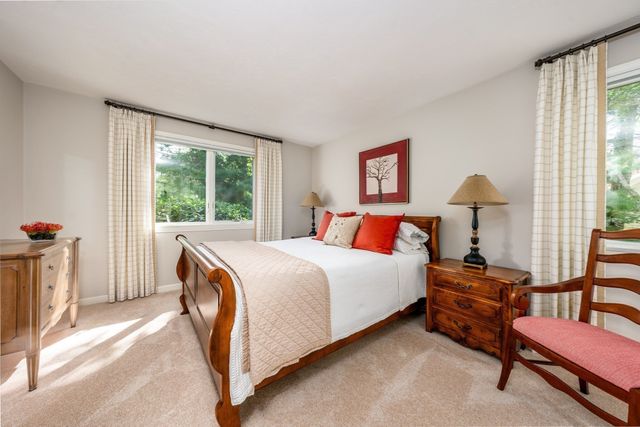 12 Pga Ln 423, Mashpee, MA 02649