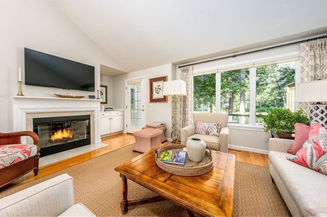 12 Pga Ln 423, Mashpee, MA 02649