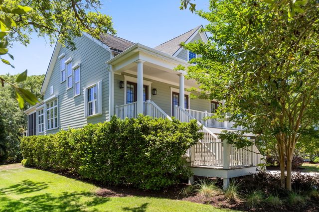 1525 Mossy Branch Way, Mount Pleasant, SC 29464