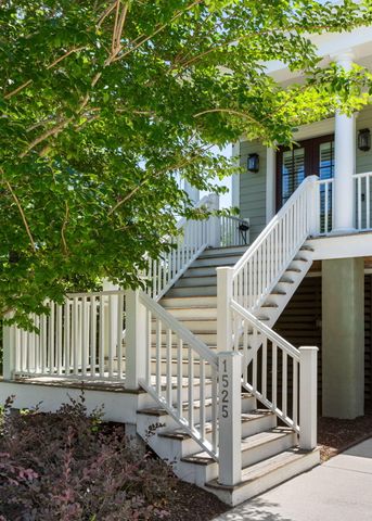 1525 Mossy Branch Way, Mount Pleasant, SC 29464