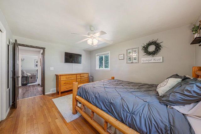 W1720 COUNTY RD UU, Kaukauna, WI 54130