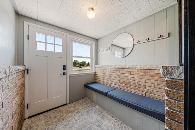 W1720 COUNTY RD UU, Kaukauna, WI 54130