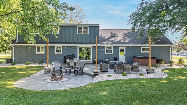 W1720 COUNTY RD UU, Kaukauna, WI 54130