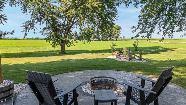 W1720 COUNTY RD UU, Kaukauna, WI 54130