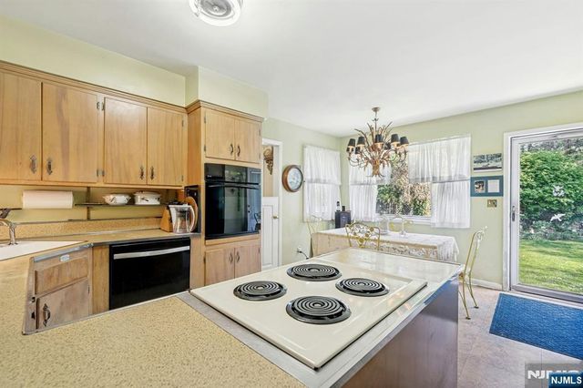 60 Oak Street, Harrington Park, NJ 07640