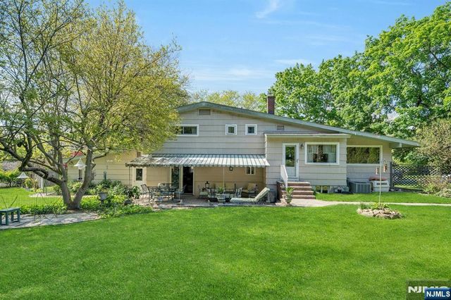 60 Oak Street, Harrington Park, NJ 07640