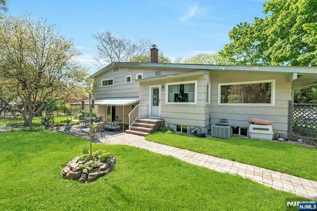 60 Oak Street, Harrington Park, NJ 07640