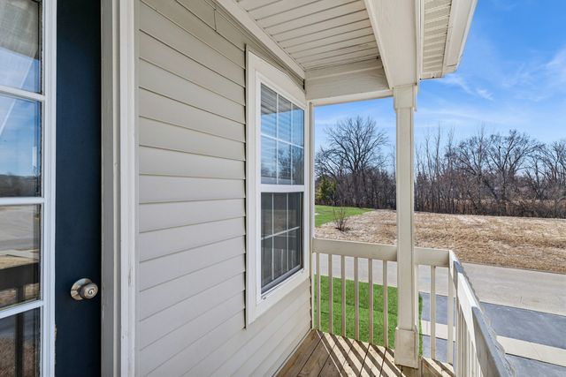 222 Bakers Drive W 222, Lakemoor, IL 60051