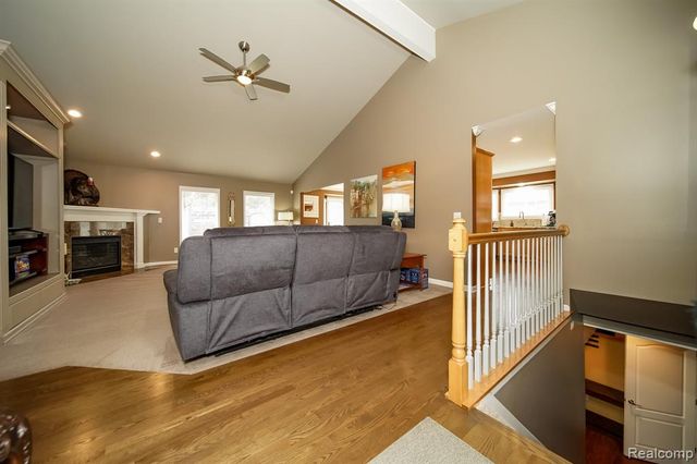 16154 White Water Drive, Macomb, MI 48042