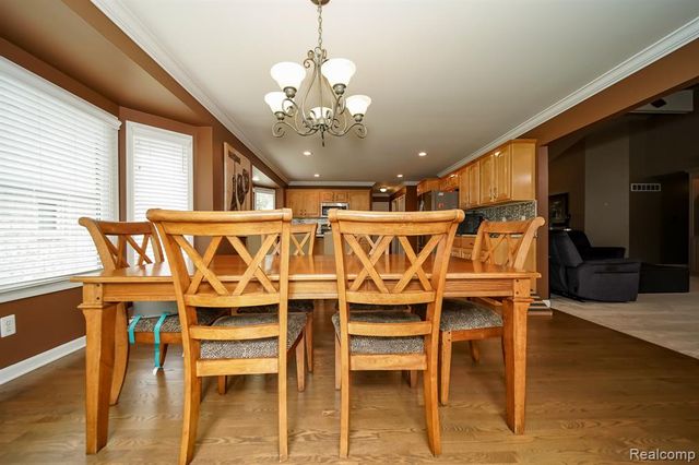 16154 White Water Drive, Macomb, MI 48042
