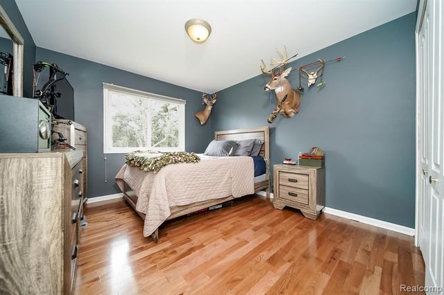 16154 White Water Drive, Macomb, MI 48042