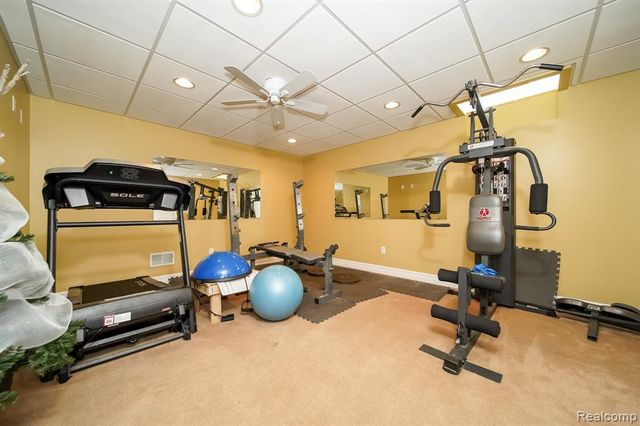 16154 White Water Drive, Macomb, MI 48042