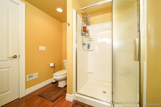 16154 White Water Drive, Macomb, MI 48042
