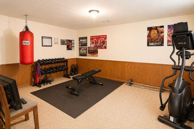 1111 N 199th St W, Goddard, KS 67052