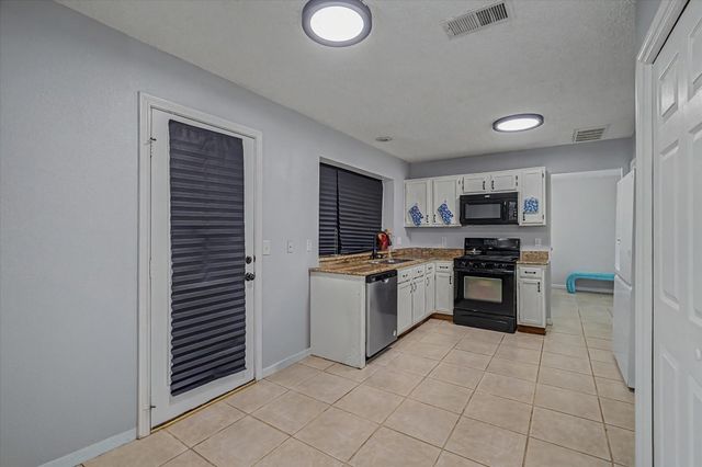 18147 Glenledi Drive, Houston, TX 77084