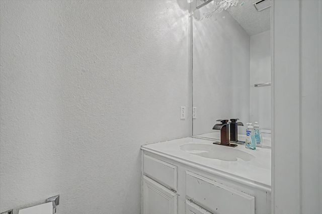 18147 Glenledi Drive, Houston, TX 77084